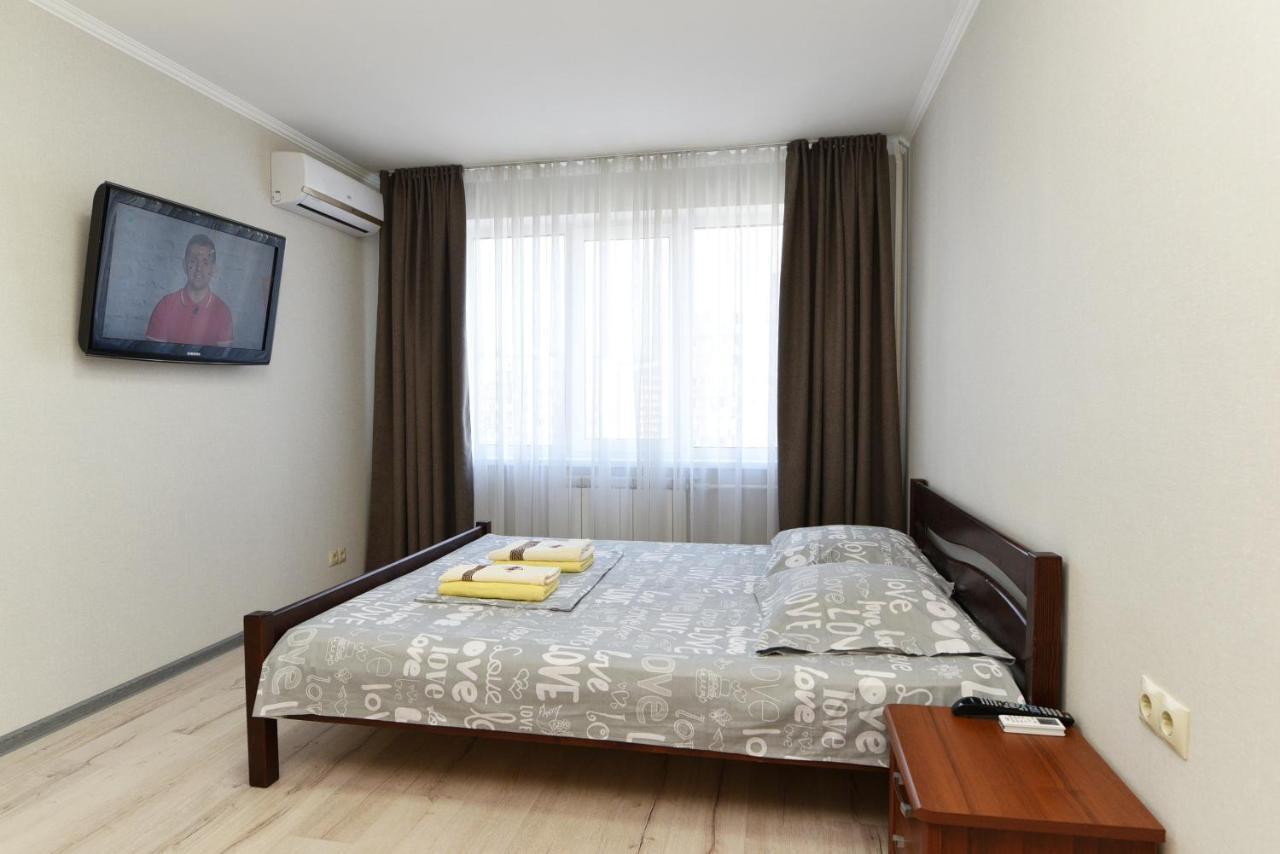 Apartament On Vasylia Lypkivskoho 24 Kiev Eksteriør billede