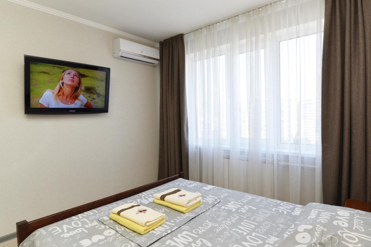 Apartament On Vasylia Lypkivskoho 24 Kiev Eksteriør billede
