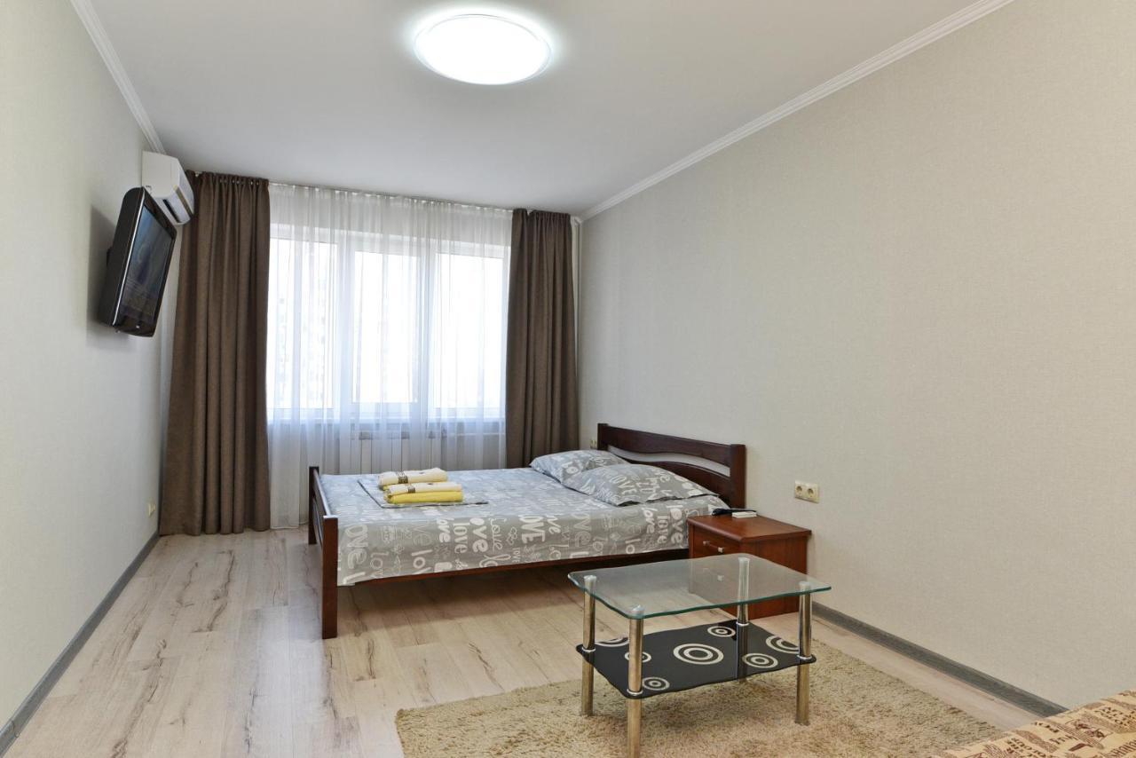 Apartament On Vasylia Lypkivskoho 24 Kiev Eksteriør billede