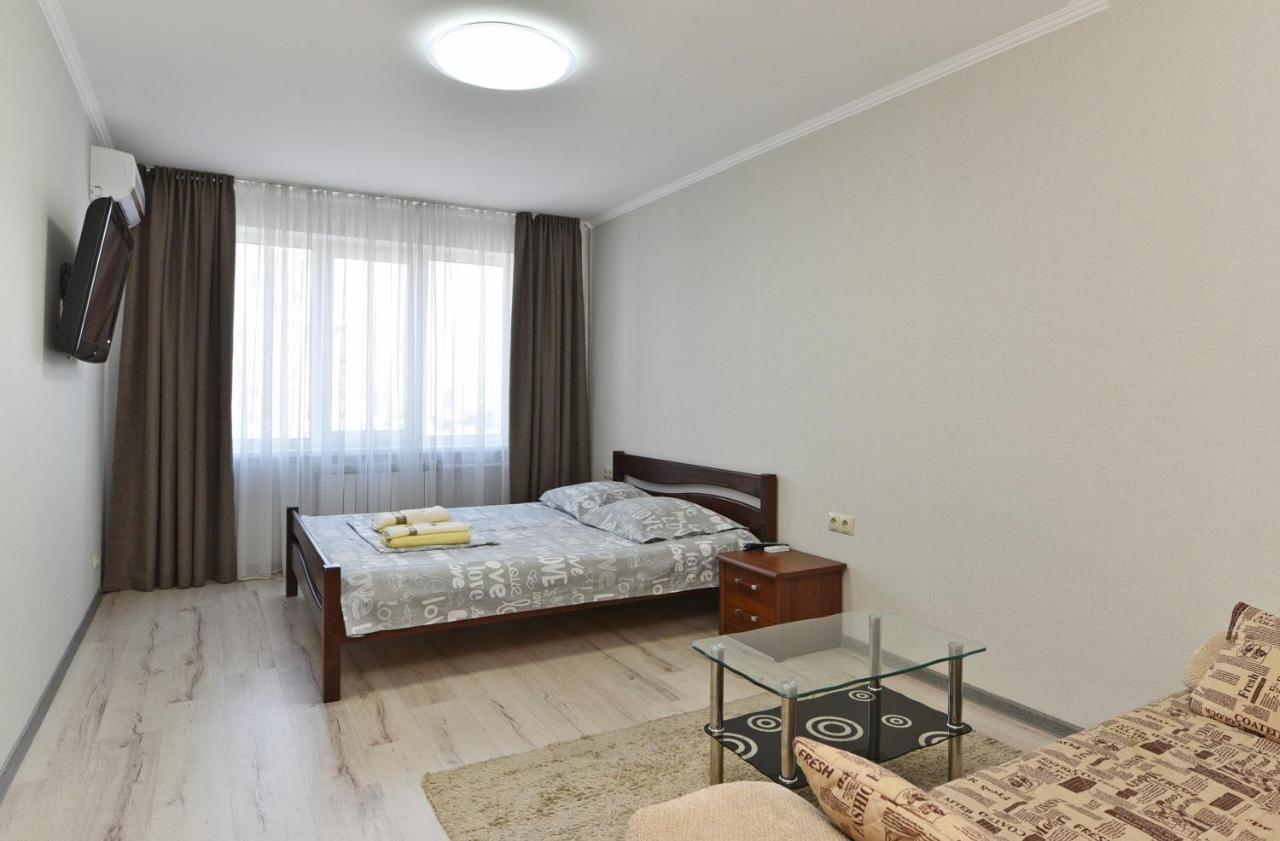 Apartament On Vasylia Lypkivskoho 24 Kiev Eksteriør billede